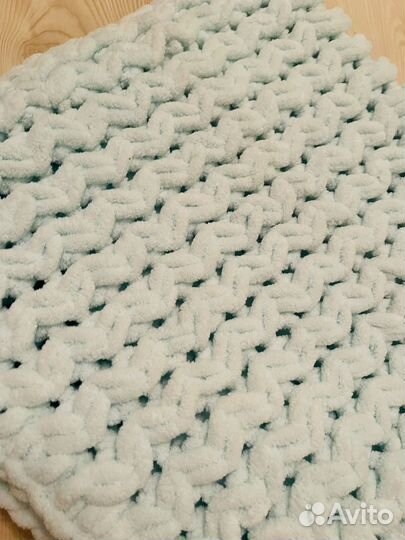 Плюшевый плед ручной работы