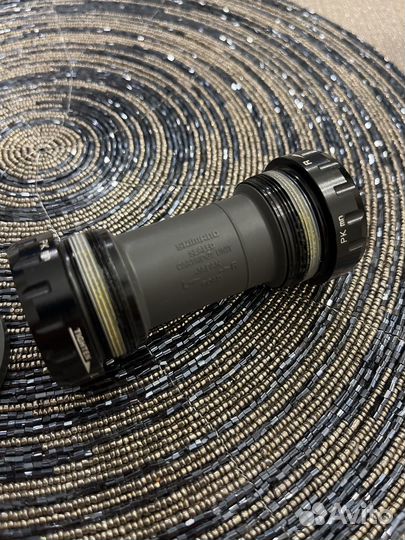 Каретка для велосипеда Shimano 105