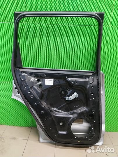 Дверь задняя левая Volkswagen Touareg 7L6 7L7 7LA
