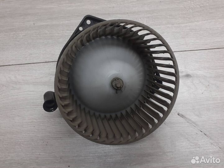 Моторчик печки Mitsubishi Outlander/Lancer 9