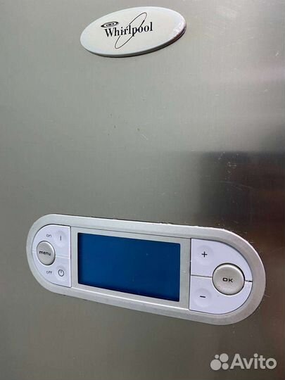 Холодильник Whirlpool