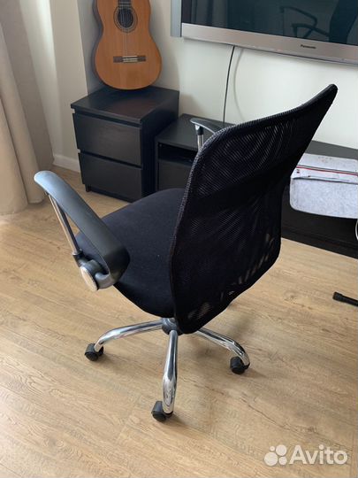 Компьютерное кресло