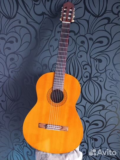 Yamaha c40 классическая гитара (Indonesia)
