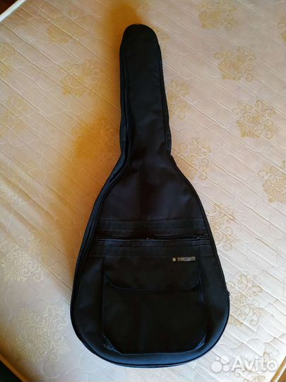 Акустическая гитара