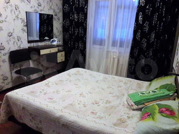 4-к. квартира, 90 м², 1/5 эт.