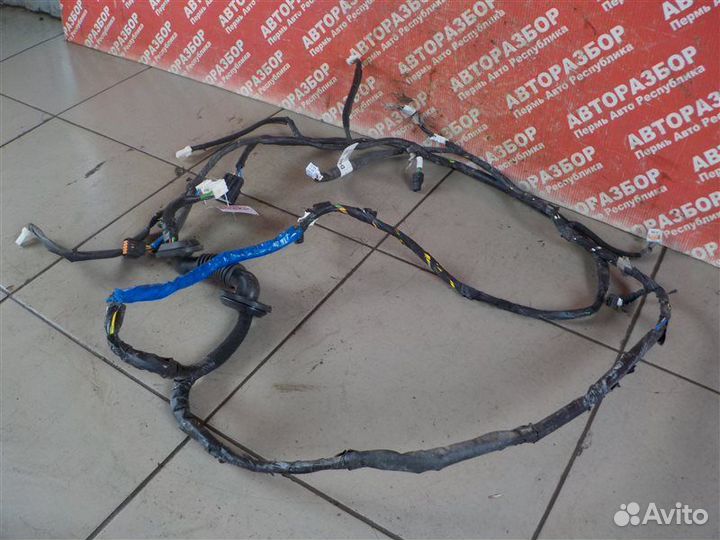 Проводка багажника Hyundai Tucson (W5) wagon G4NA