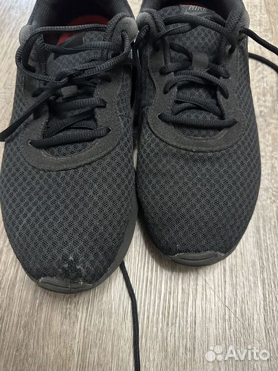 Продам кроссовки мужские Nike оригинал