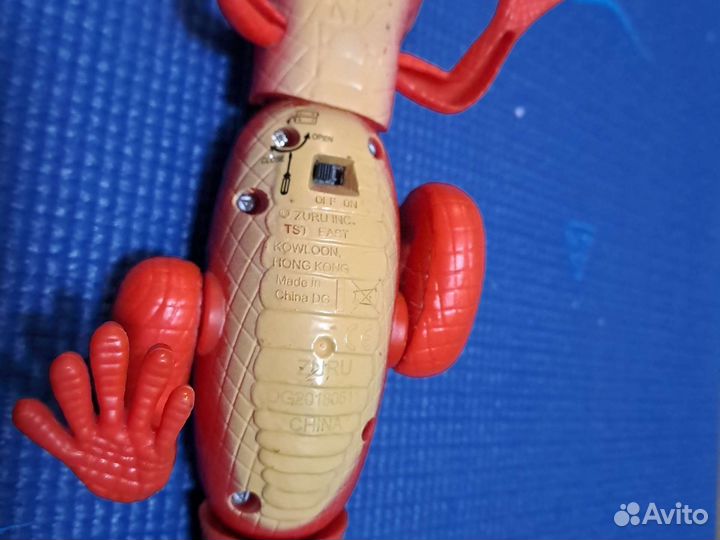 Интерактивная игрушка ящерица