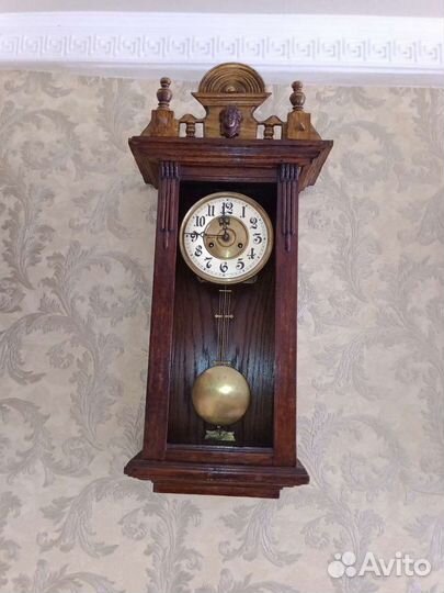 Антикварные часы