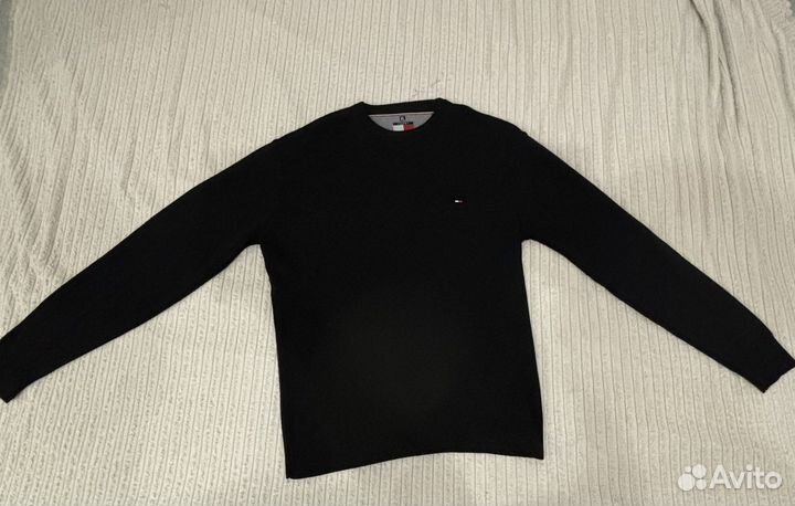 Tommy hilfiger свитшот