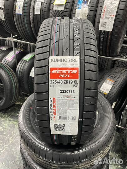 Kumho Ecsta PS71 225/40 R19 93Y