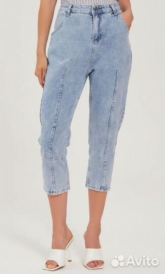 Голубые джинсы moms 44