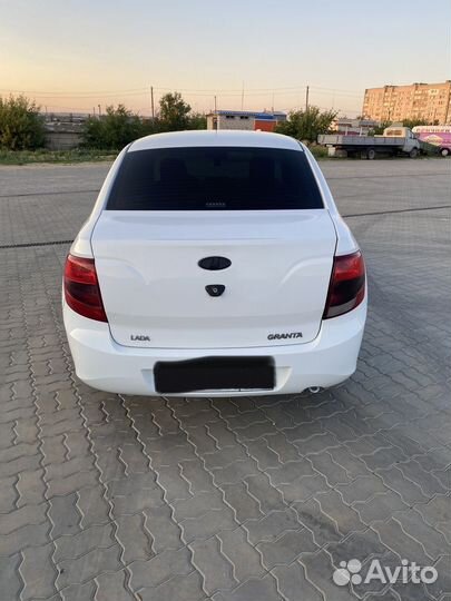 LADA Granta 1.6 МТ, 2013, 124 200 км