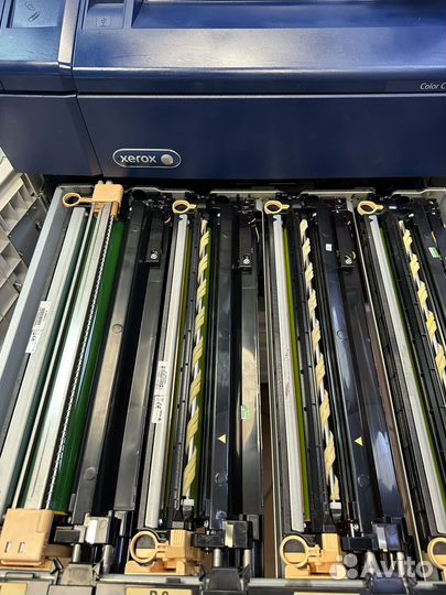 Цветное мфу Xerox Color C70