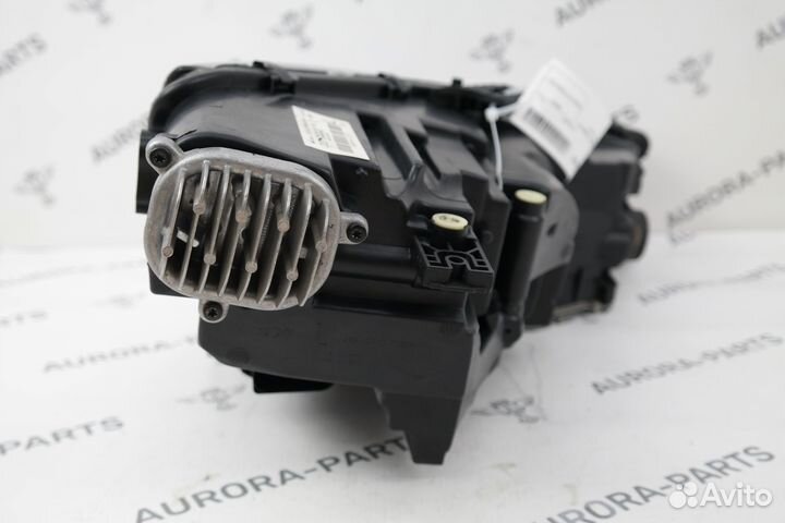 Фара Audi A4 B9