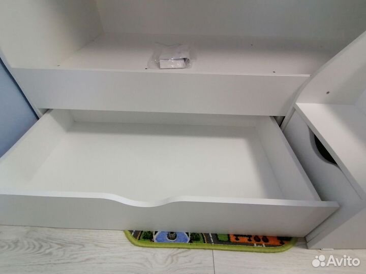 Двухъярусная кровать 80*180