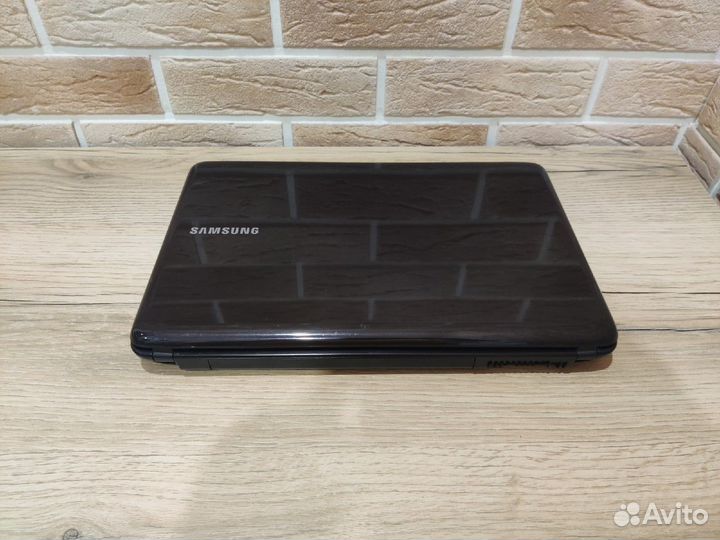 Ноутбук samsung NP-R540 (intel core I5-M460)