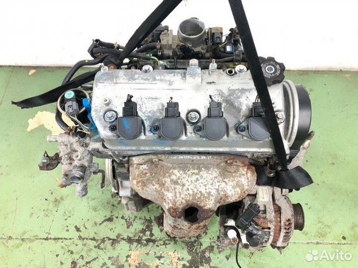 Двигатель Honda Civic 2004 D16V1