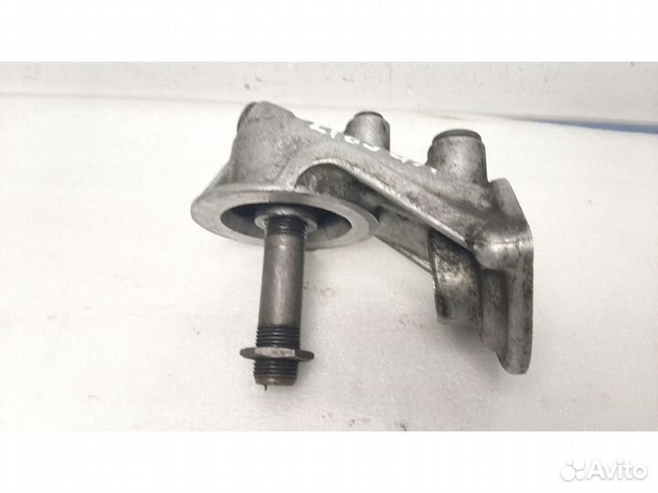 Кронштейн масляного фильтра volkswagen transporter