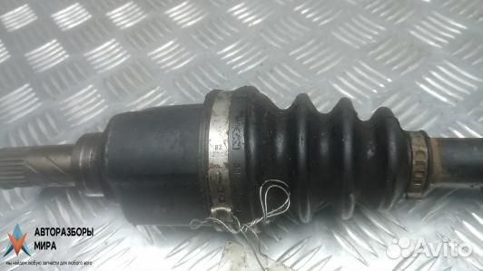 Полуось передняя левая (приводной вал, ШРУС)