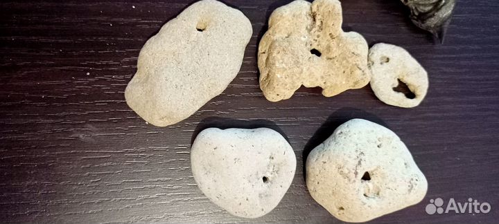 Камень с отверстием - 