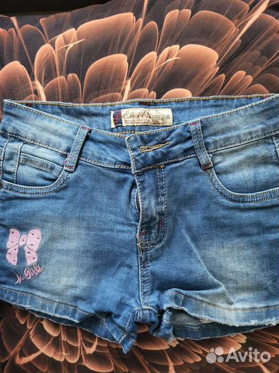 Вещи на девочку блузка, джинсы, сарафан