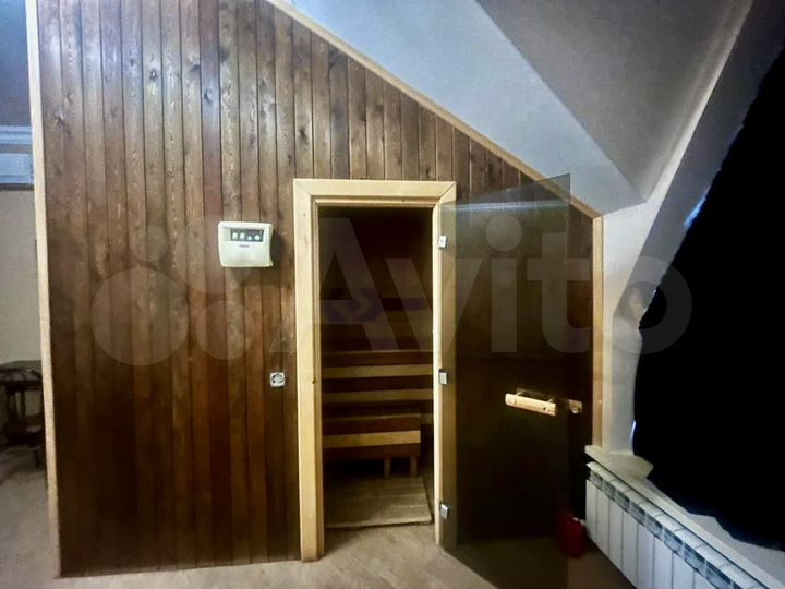 Гостиница, 800 м²