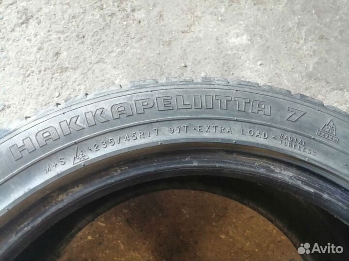 Nokian Tyres Hakkapeliitta 7 235/45 R17 97T