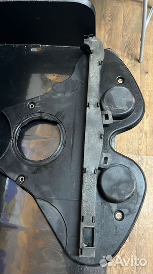 Кожух ремня грм на Opel Omega B