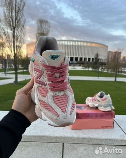 Кроссовки женские New Balance 9060 Lux