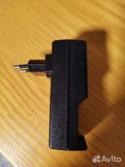 Зарядное устройство для батареек аа