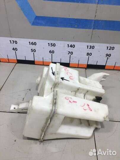 Бачок омывателя Nissan Tiida C11