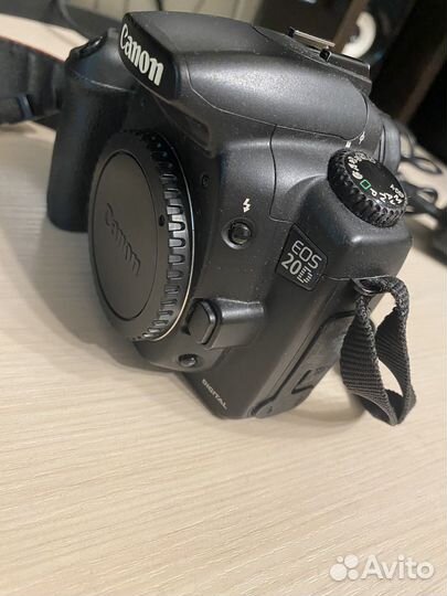 Зеркальный фотоаппарат canon eos 20d body