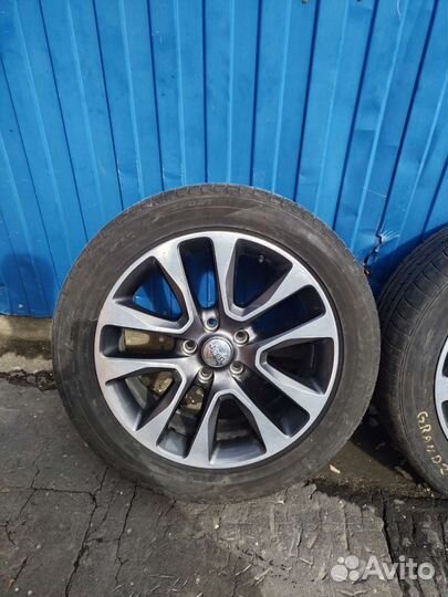 Колеса R20 Jeep Grand Cherokee WK2 диски оригинал