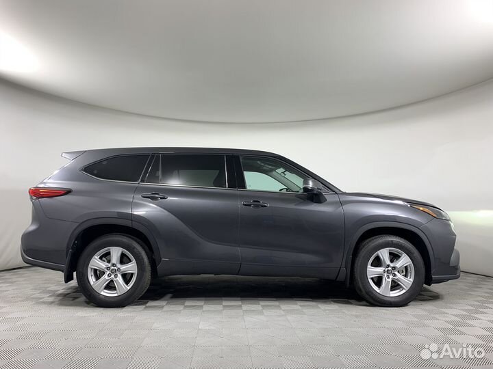 Toyota Highlander 3.5 AT, 2022, 5 617 км