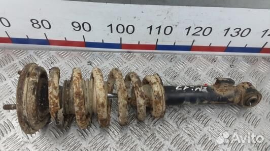 Стойка передняя правая mitsubishi L200 K4T (XML17S