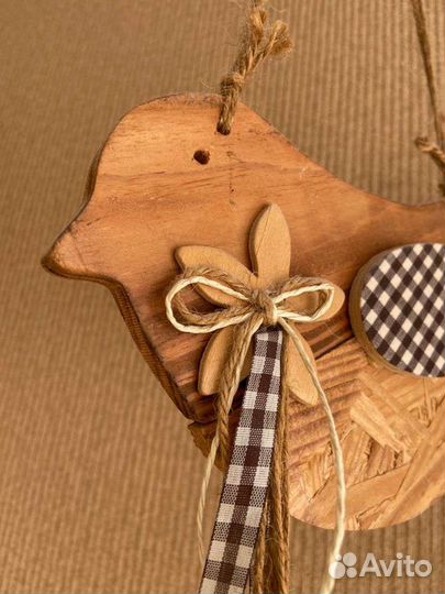 Декоративная подвеска деревянная