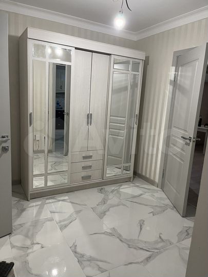 1-к. квартира, 52 м², 4/10 эт.