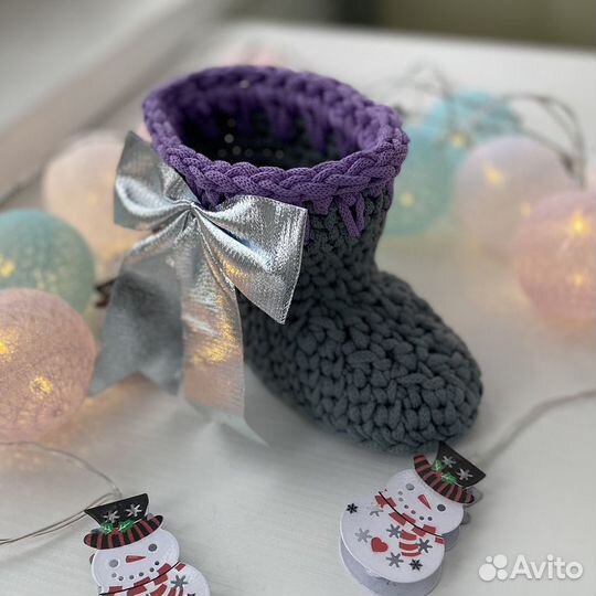 Новогодний сапожок и колокольчик для подарков