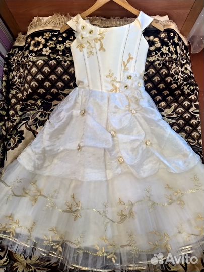 Платье для девочки на праздник