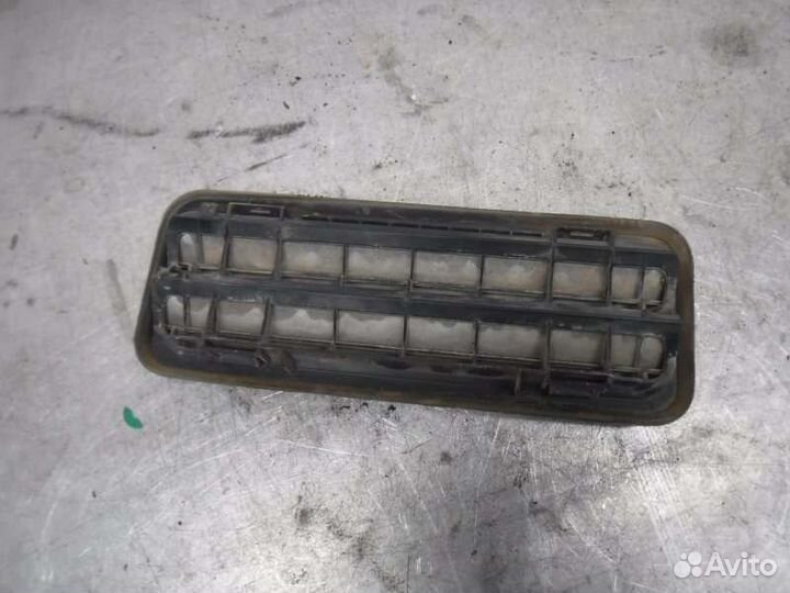 Решетка вентиляционная задняя правая Chevrolet