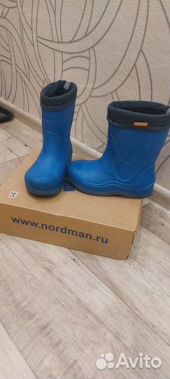 Резиновые сапоги