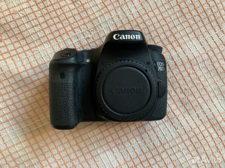 Canon EOS 70D body