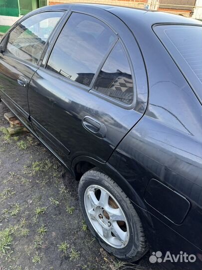 Nissan Almera Classic 1.6 МТ, 2006, битый, 272 000 км