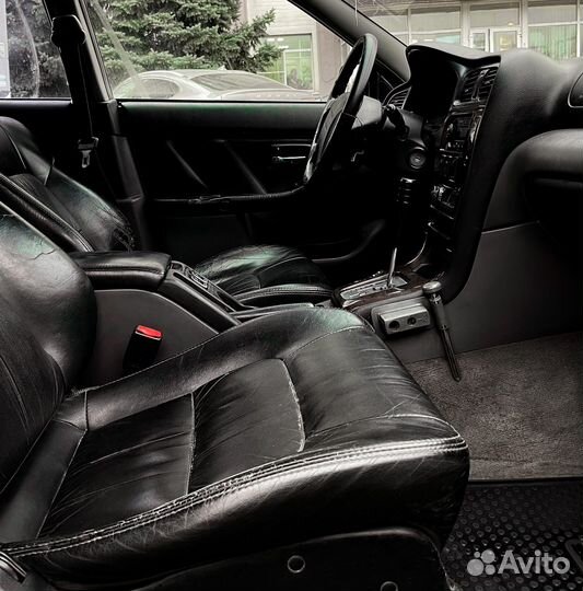 Subaru Legacy 2.5 AT, 1999, 290 690 км