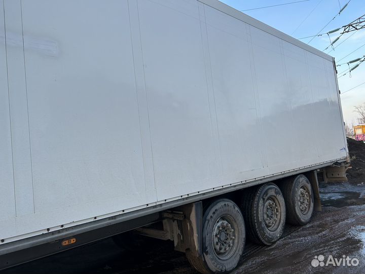 Mercedes-Benz Actros 1844 с полуприцепом, 2011