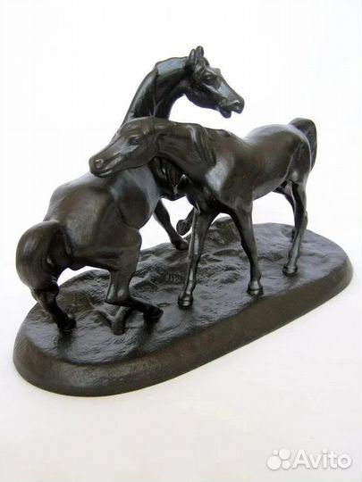 Кони на воле. Каслинское литье. Касли 1977 г Чугун