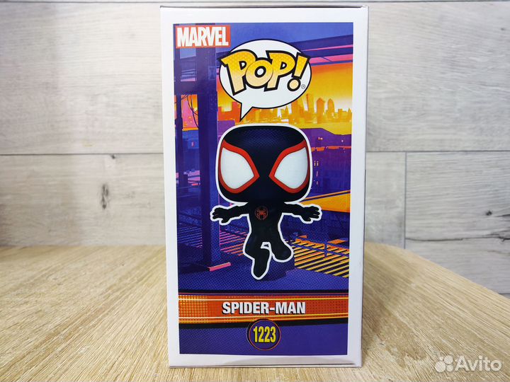 Фигурка Funko Pop Человек Паук - Spider Man №1223