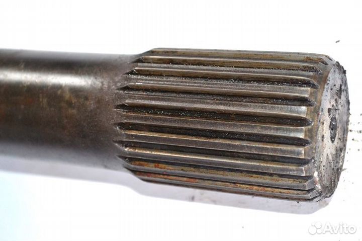 Полуось, ведущего моста, левая iveco EuroTech (01