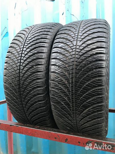 Goodyear Vector 4Seasons Gen-2 205/50 R17